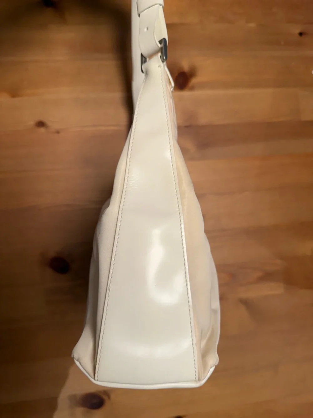 Prada Vintage Cream Nylon Shoulder Bag with White Leather Trim Authentic - Picture 11 of 16